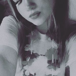 Meet your Posher, Amelya